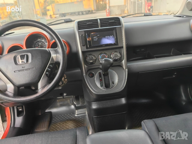 Honda Element 2.4i 4x4, снимка 12 - Автомобили и джипове - 45707910