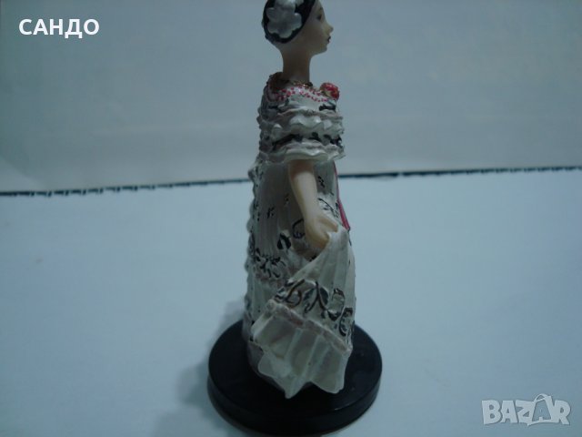 Ретро изящни порцеланови танцьорки  ПАНАМА, снимка 5 - Арт сувенири - 39023886