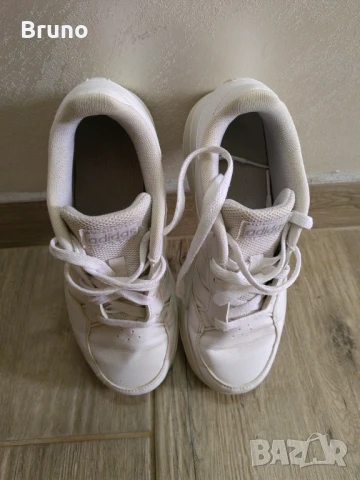 Дамски кецове Adidas 