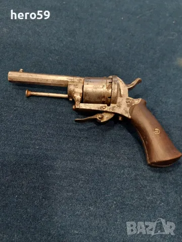 Стар револвер от 19век-марка лефоше.револвер, пищов,ятаган,щик,сабя., снимка 1