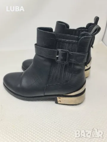 дамски кожени ботуши номер 37, снимка 2 - Дамски ботуши - 48459315