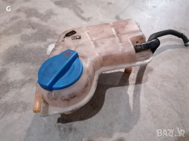 Казанче Антифриз Audi A4 B6 , снимка 5 - Части - 38668218