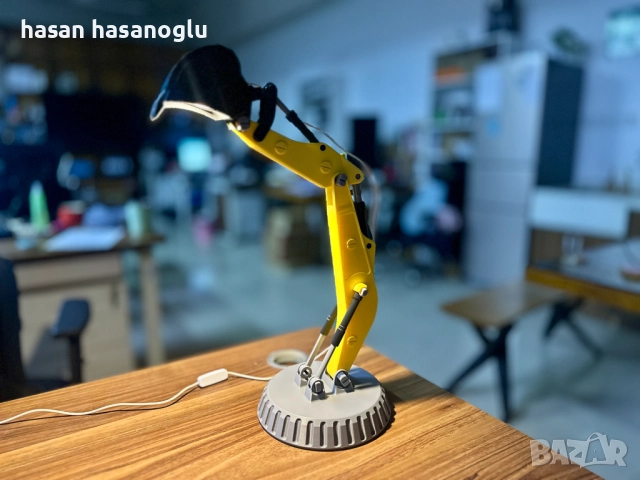 Лампа Excavator, снимка 3 - Настолни лампи - 51897778