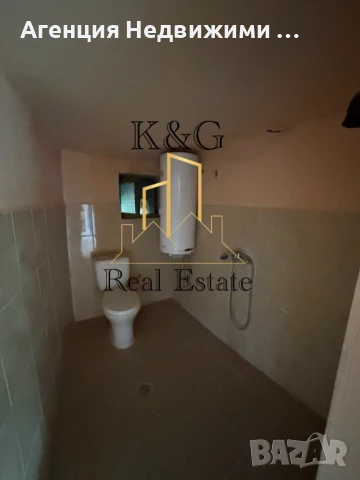 Двуетажна къща в с. Балкански , снимка 7 - Къщи - 40241222