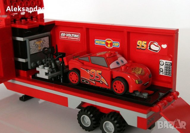 Лего Lego Cars  8486 Macks Team Truck Колите Мак Куин, снимка 3 - Образователни игри - 35108794