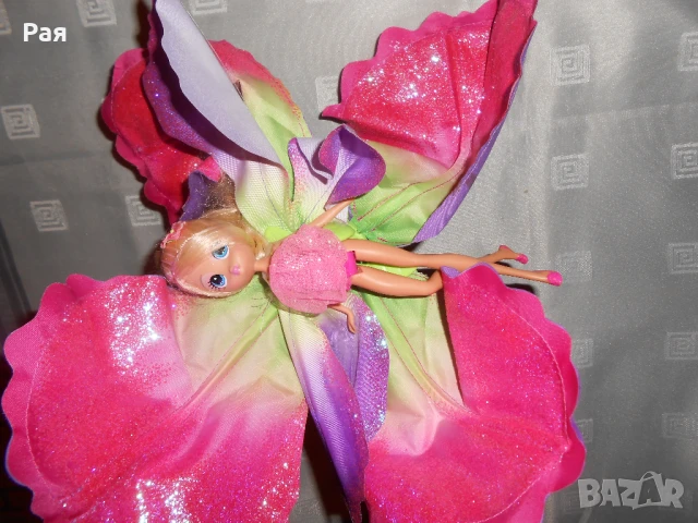 Колекционерска Barbie Blooming Thumbelina 2008 г, снимка 11 - Кукли - 50748812