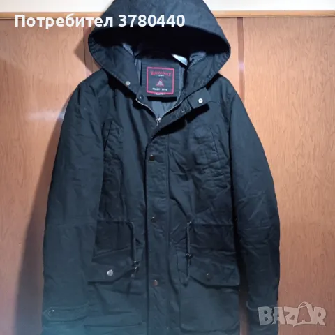 Черно зимно яке с качулка,тип "Канадка"