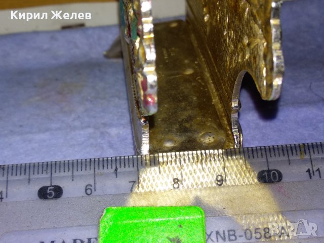 Стара РУСКА СССР МЕТАЛНА ФЛОРАЛНО ОРНАМЕНТИРАНА НАСТОЛНА ПОСТАВКА За ПИСМА БЕЛЕЖКИ САЛФЕТКИ 41345, снимка 3 - Антикварни и старинни предмети - 43828016