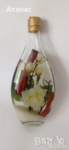 Декорация от цветя в бутилка