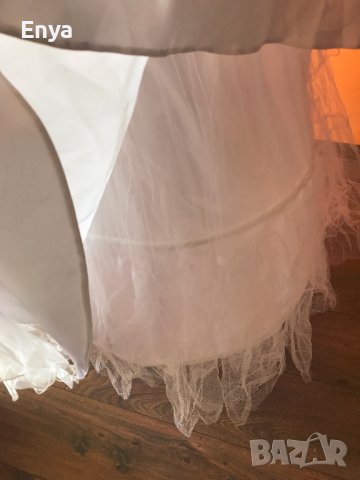 Булчинска рокля №5 - НОВА ! С воал, чанта, ръкавици и венче, снимка 11 - Сватбени рокли - 37367586