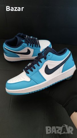 Нови Оригинални Маратонки Nike Air Jordan 1 Low unc Обувки Размер 42 и 43 номер сини бели черни blue, снимка 16 - Маратонки - 39180705