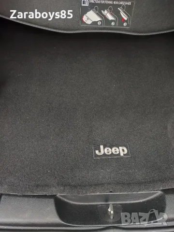 Продавам Оригинални Стелки за Jeep Cheroke KL 2016 + Стелка за багажника , снимка 8 - Части - 50225322