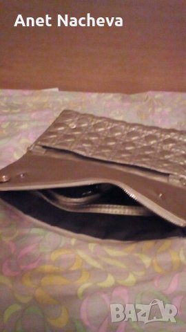  Чанта официална или ежедневна, златиста , снимка 7 - Чанти - 27111630