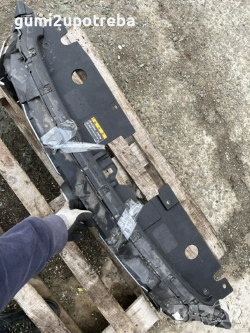 Предна Решетка Mazda CX3 77kW 1.5дизел 2015, снимка 2 - Части - 53026252