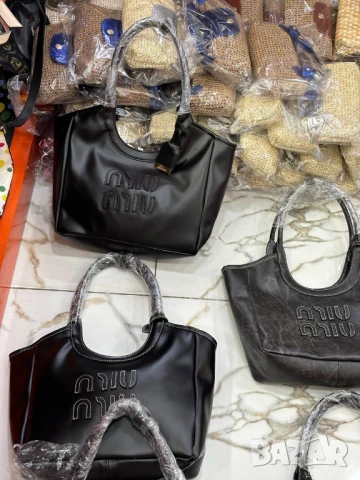 чанти guess chanel louis vuitton ysl saint laurent guess , снимка 14 - Чанти - 51040527