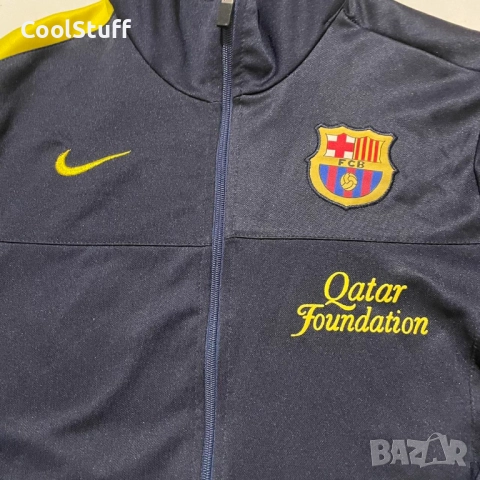 Детско Спортно Горнище Nike Barcelona Размер 10-12 Години, снимка 2 - Детски анцузи и суичери - 52655652