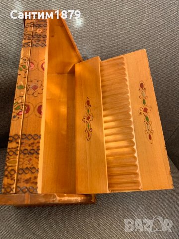 Българска дървена пирографирана етно кутия за цигари-8, снимка 7 - Антикварни и старинни предмети - 43996293