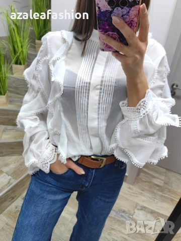 Бяла дамска риза