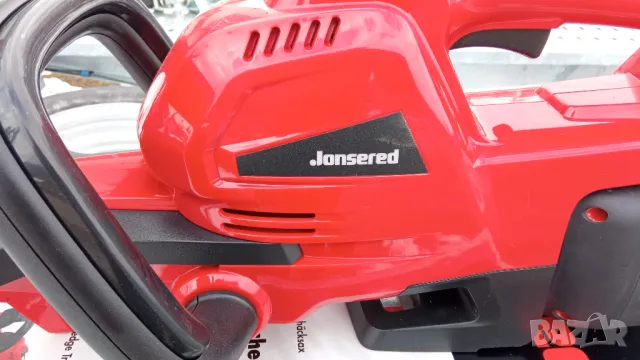 Акумулаторен храсторез за жив плет-Jonsered HT2258 LI-Нова, снимка 3 - Градинска техника - 49211221