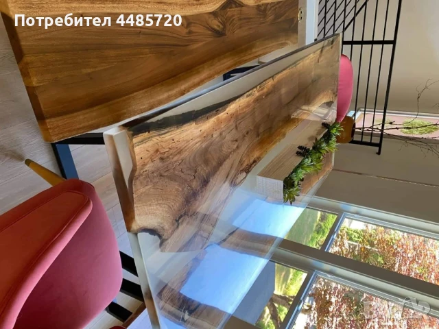 Маси и плотове от епоксидна смола и масивна дървесина