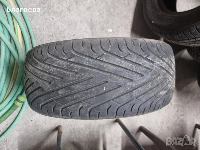 Автомобилна гума 195/50/15 86V