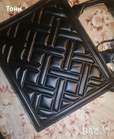 Нова Дамска Кожена Чанта , снимка 3 - Чанти - 50776032