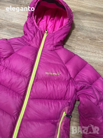 Висок клас дамска зимна пухенка Norrøna Lyngen Lightweight Down 750 Jacket , XS размер, снимка 3 - Якета - 52695224