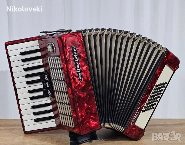 Акордеон Weltmeister Stella 