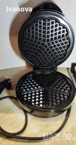 Гофретник на SILVERKREST 1200W., снимка 2 - Гофретници - 48275169