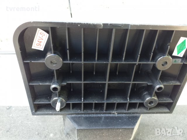 TV стойка THOMSON модел  39HZ4233, снимка 2 - Стойки, 3D очила, аксесоари - 26412403