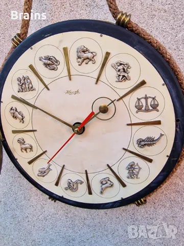 KIENZLE Зодиак Немски Кварцов Стенен Часовник, снимка 5 - Антикварни и старинни предмети - 48557529