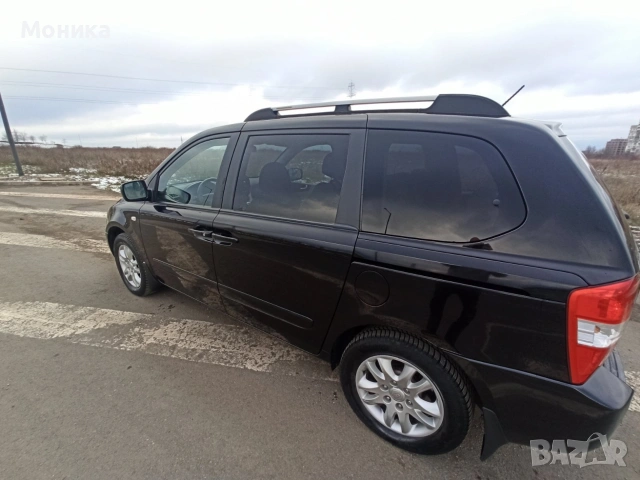 Kia Carnival, снимка 7 - Автомобили и джипове - 53424907