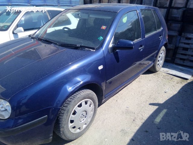 Голф 4 1,4 75 коня само на части, снимка 2 - Автомобили и джипове - 33508739