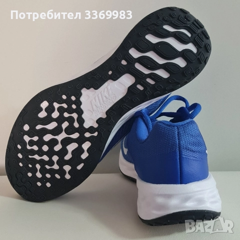 Маратонки за бягане Nike Revolution 6 Nn (Gs) DD1096 411 Син, снимка 4 - Маратонки - 52121454
