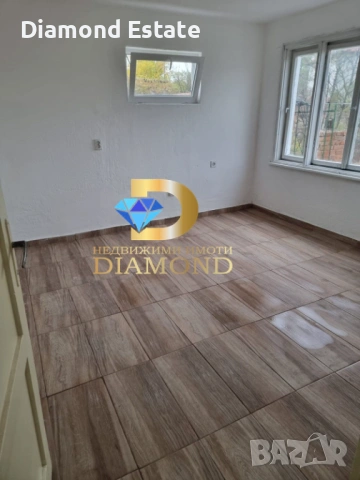 Двуетажна къща в село Браница, общ. Харманли, снимка 5 - Къщи - 53149614