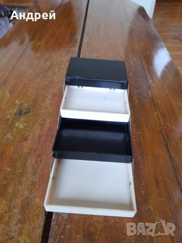 Стара кутия за електронни елементи #5, снимка 4 - Антикварни и старинни предмети - 40701311