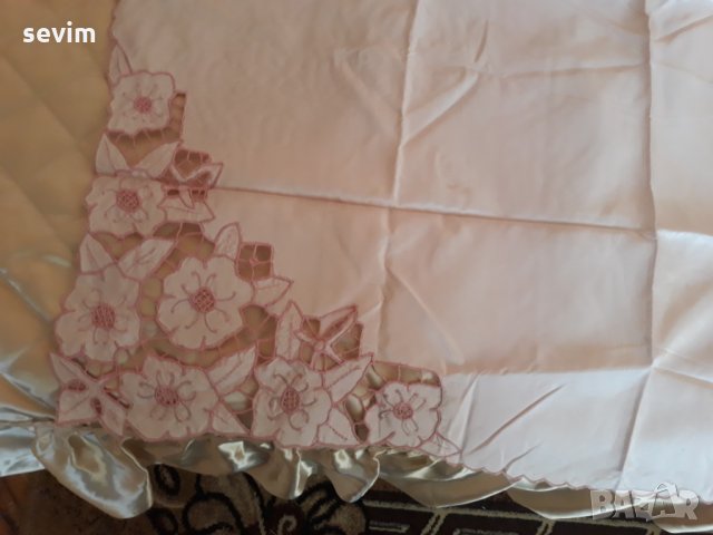 Каренца с бродерия от преди 70 години  , снимка 4 - Антикварни и старинни предмети - 26746816