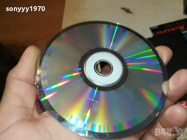 SHAKIRA CD 2705250951, снимка 18 - CD дискове - 50440486