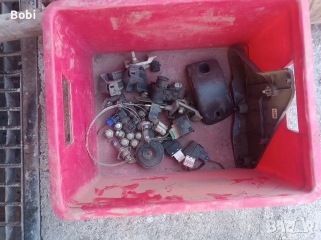 Части за Форд Рейнджър 2006 г, снимка 4 - Части - 43551230