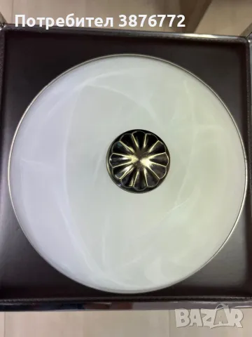 Плафон за таван, снимка 2 - Лампи за таван - 47443815