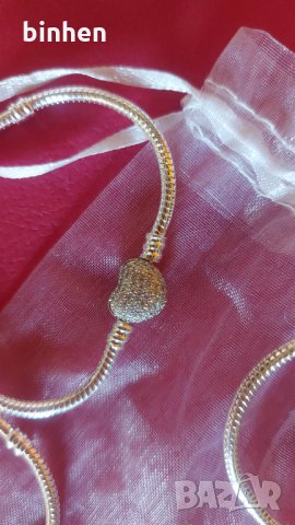 Гривни тип Pandora, снимка 8 - Гривни - 32931982