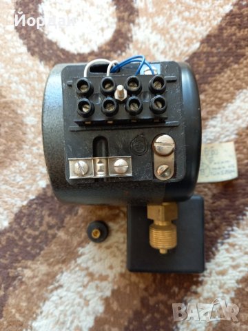 Нов контактен манометър 16 kgf/cm2, снимка 3 - Други машини и части - 43504512