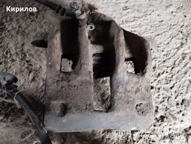 Предни спирачни апарати  за PEUGEOT 607 2.2 HDI , снимка 2 - Части - 40313688