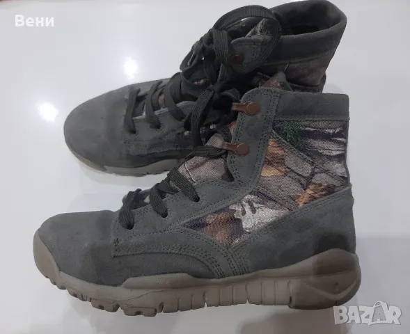 Дамски туристически боти Nike 38.5 номер