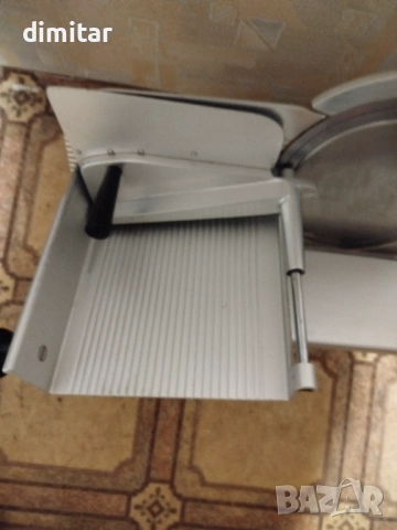 Професионална слайс машина GRAEFF - 300 W, снимка 7 - Обзавеждане за заведение - 52731035