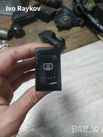 Бутон подгрев задно стъкло Volkswagen Passat , 3B0959621C