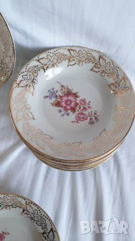 Комплект порцеланови чинии на Коста Йорданов- Видин-12 броя, снимка 10 - Антикварни и старинни предмети - 48124557