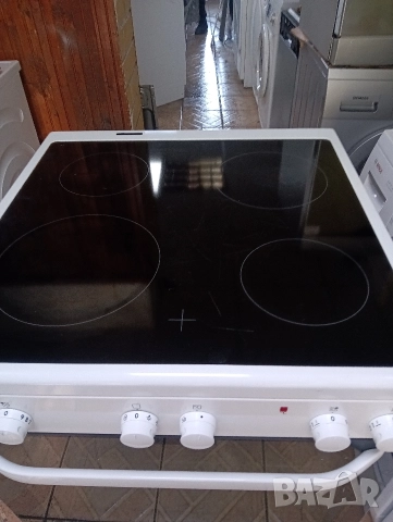 Свободно стояща печка с керамичен плот VOSS Electrolux с две години гаранция!, снимка 6 - Печки, фурни - 52844204