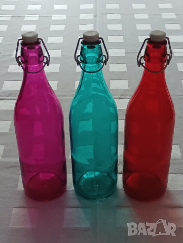 Шишета от цветно стъкло,Bormioli Rocco. , снимка 3 - Аксесоари за кухня - 44876572