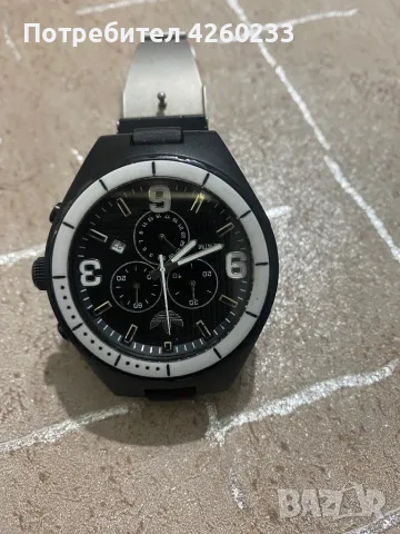 Часовник Adidas